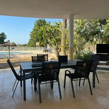 Con Piscina En Laguna Rosa Торевьиа