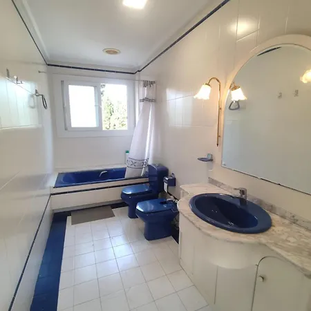 Вилла Con Piscina En Laguna Rosa *